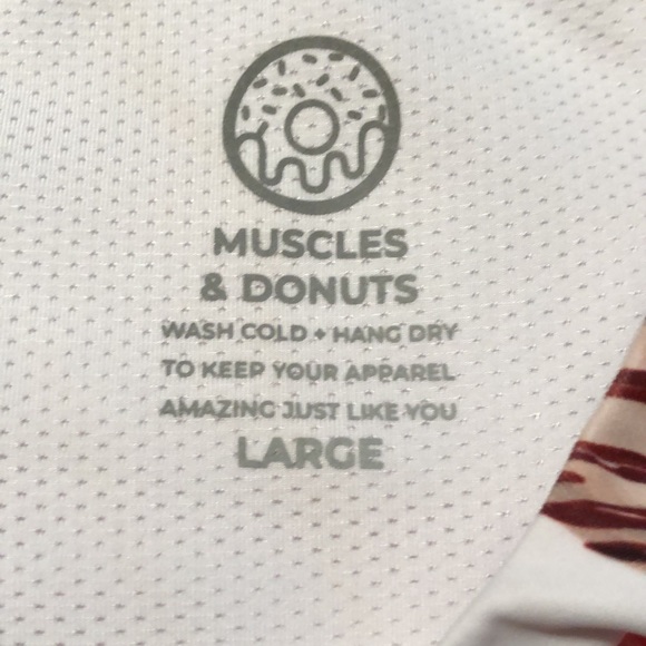 Muscles & Donuts Size Large workout top - Picture 2 of 7